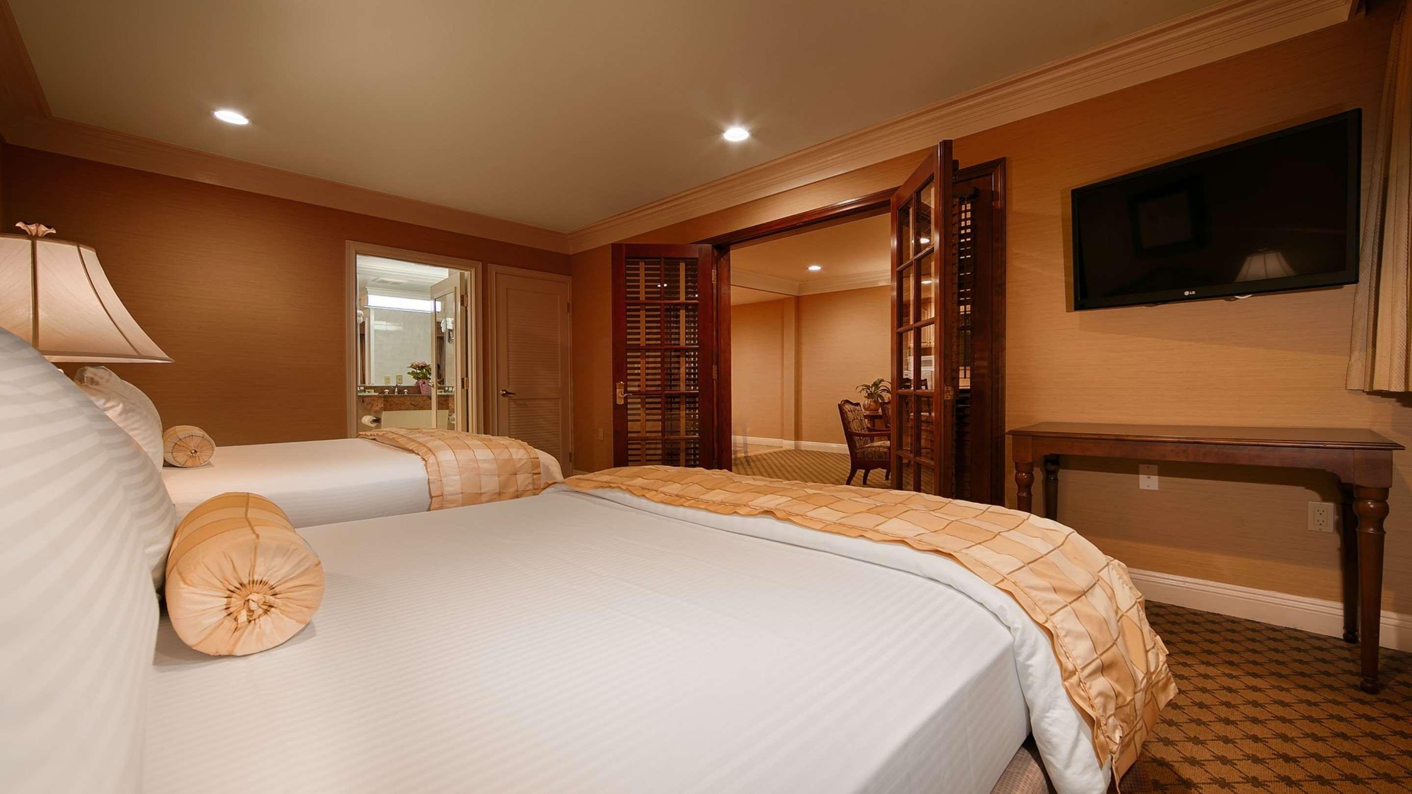 Best Western Plus Sunset Plaza Hotel Лос Анджелис Екстериор снимка