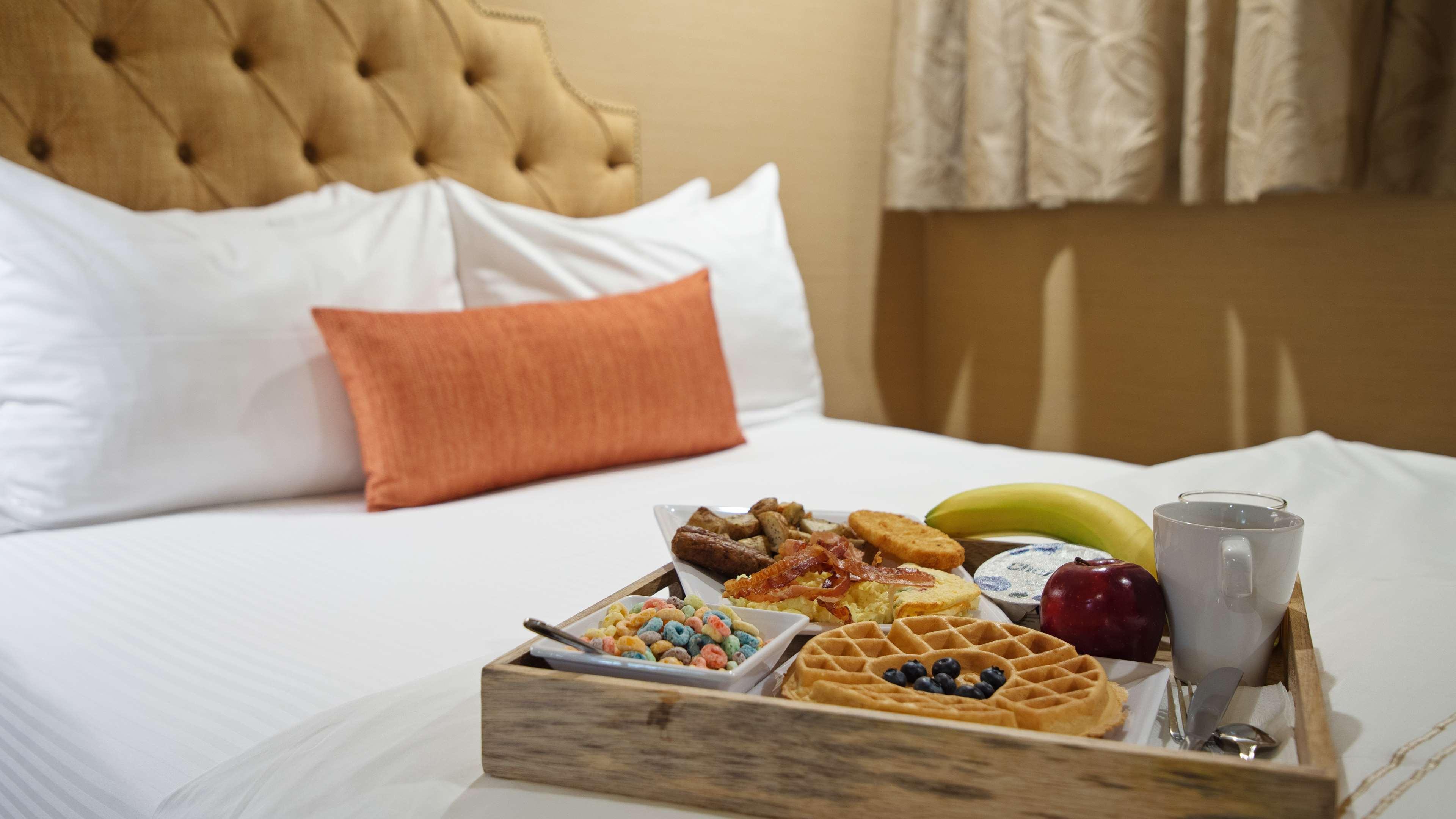 Best Western Plus Sunset Plaza Hotel Лос Анджелис Екстериор снимка